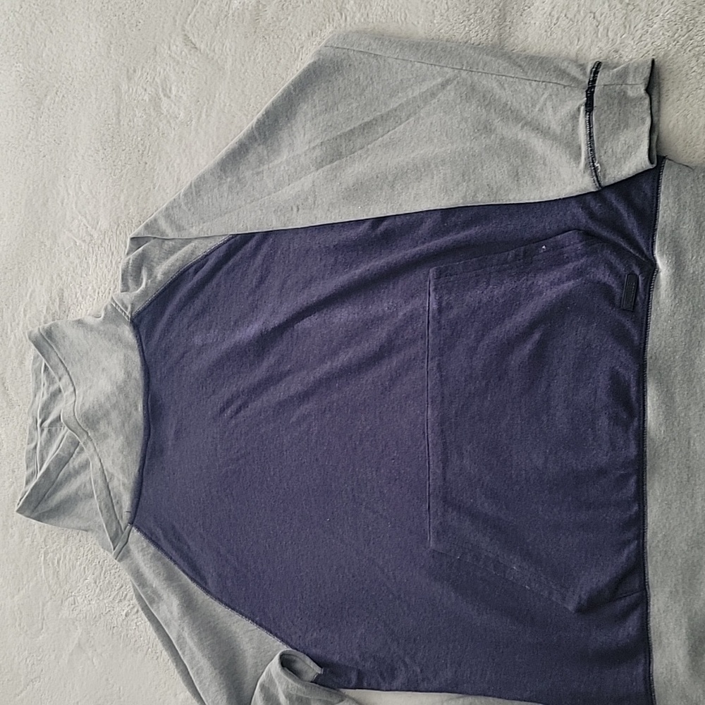 Sweatshirt with cowl